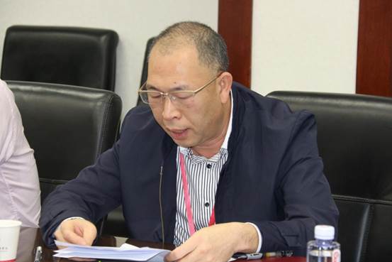 說明: 深圳職業(yè)技術學院黨委副書記、紀委書記楊平現(xiàn)場致辭