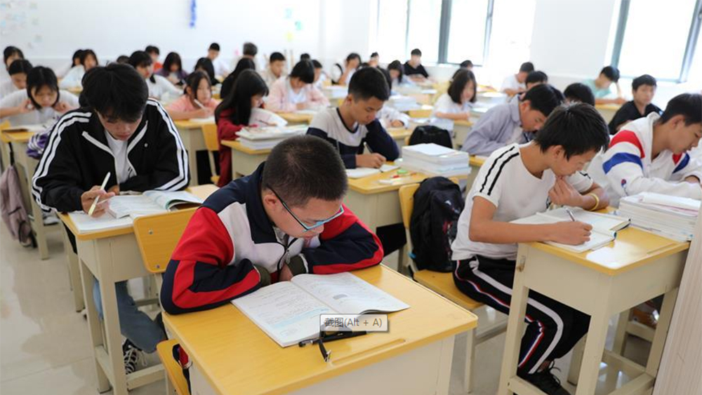 秋季開學(xué)，共同鞏固防疫新格局