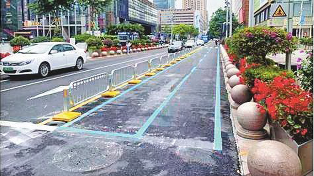 非機(jī)動(dòng)車該向誰“要”路權(quán)？